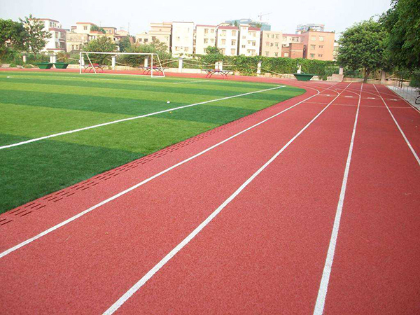 常熟運動場爱威奶在线下载软件跑道