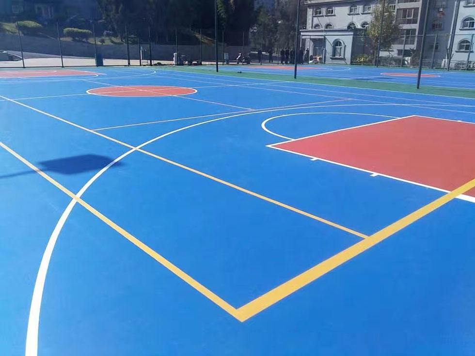 矽PU籃球場的鏟除與翻新